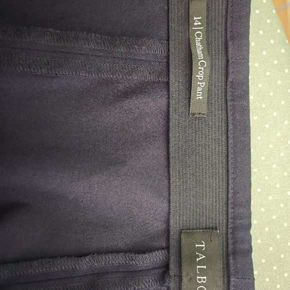 Talbot Women's Navy Chatham Crop pants - Picture 3 of 6